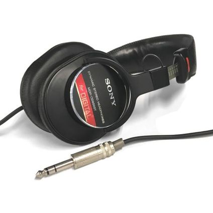 SONY ヘッドホン（MDR-CD900ST）